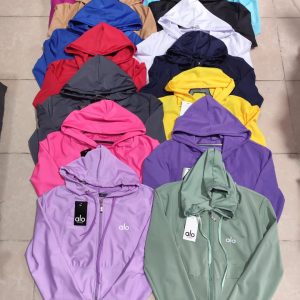 Chamarra "Urban Active" Cropped con Capucha